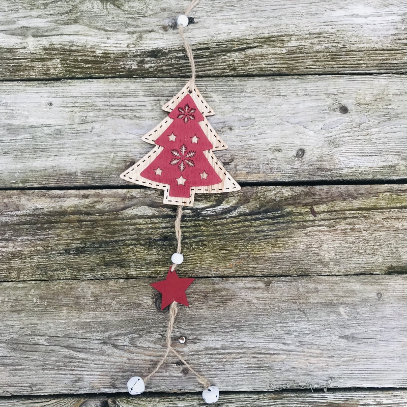 Stromček drevený dekoračný na zavesenie 27cm