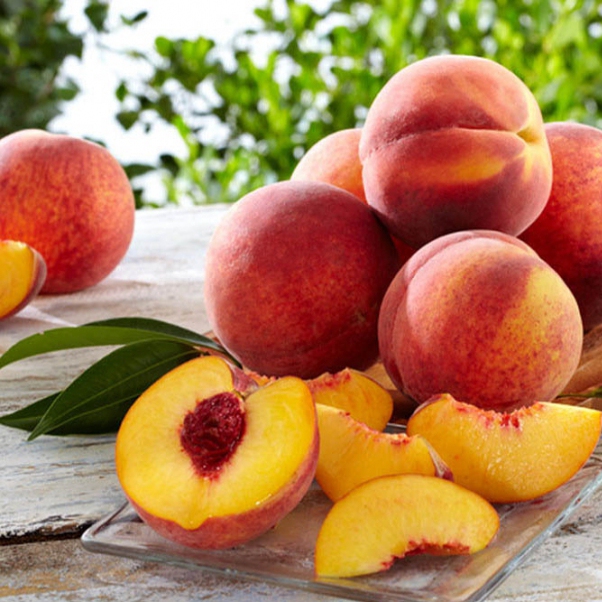 Broskyňa "Flamingo" poloskorá, podp.GF677, voľnok.